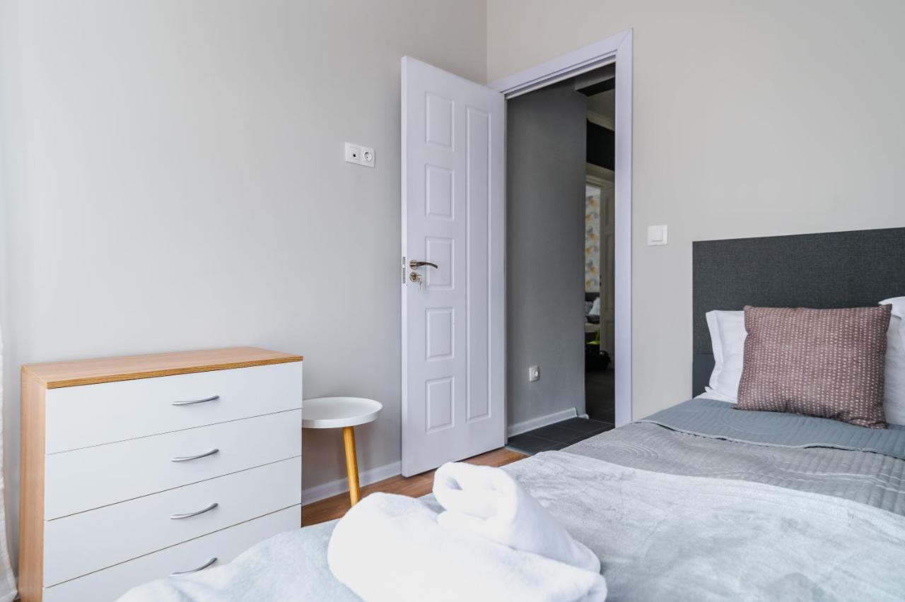 Boutique 2-Bedroom Apartment In Софія Екстер'єр фото